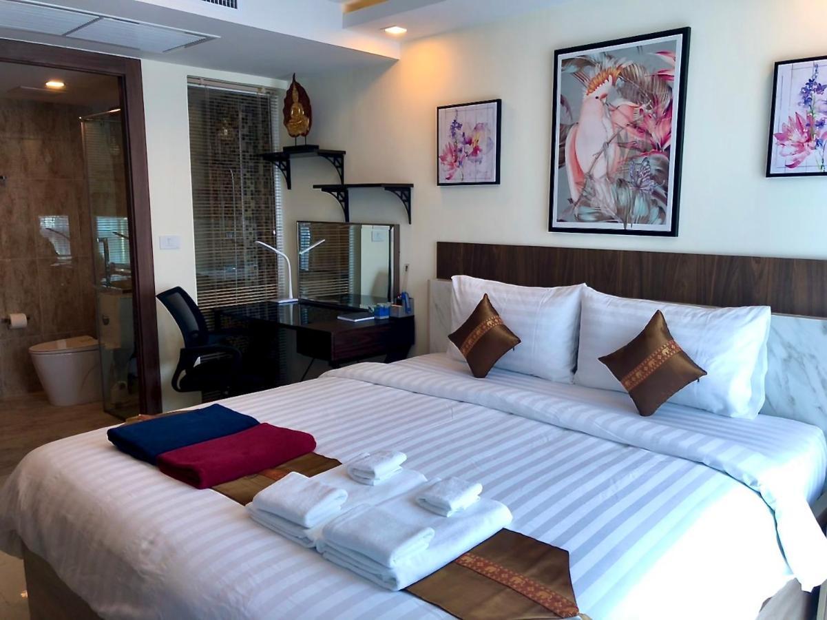 Luxury Business Suits In Grand Avenue By Pattaya City Estates Luaran gambar