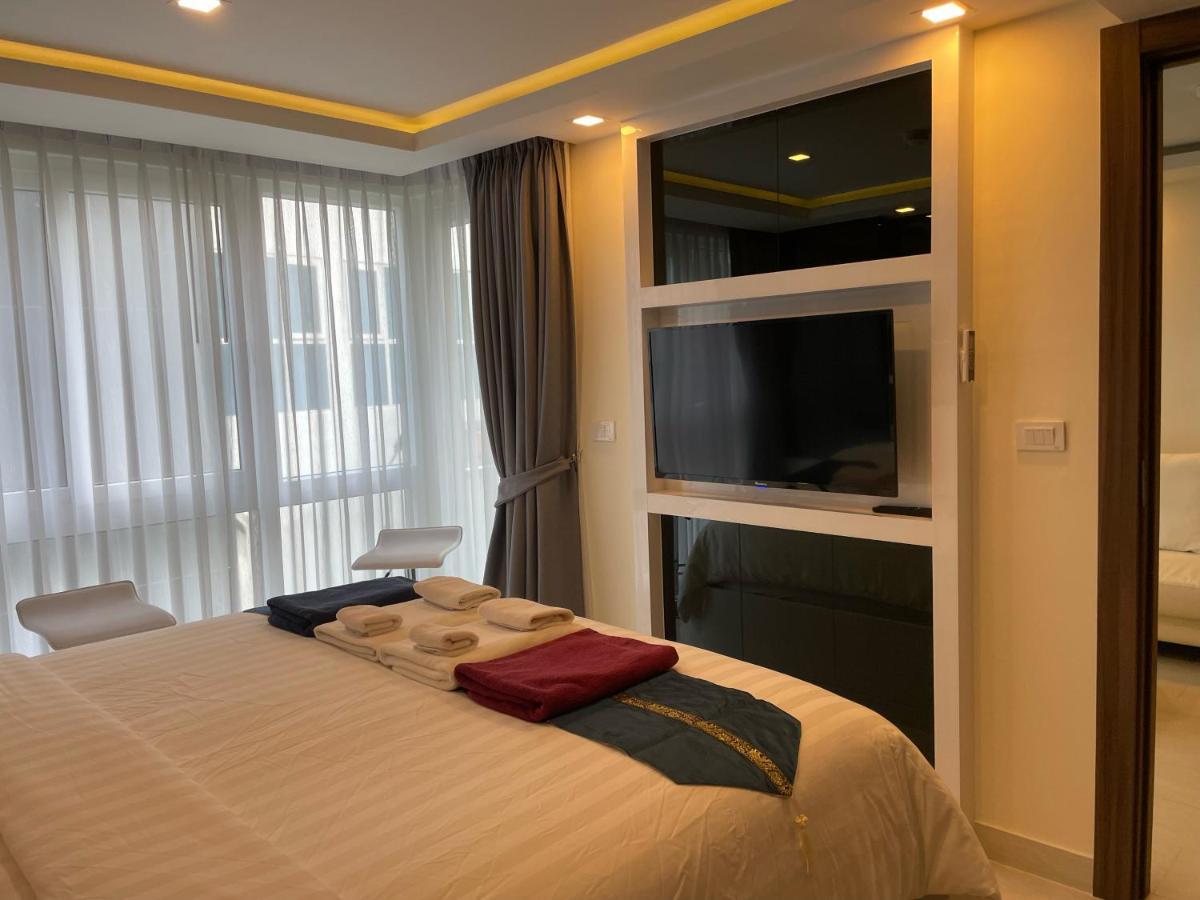 Luxury Business Suits In Grand Avenue By Pattaya City Estates Luaran gambar