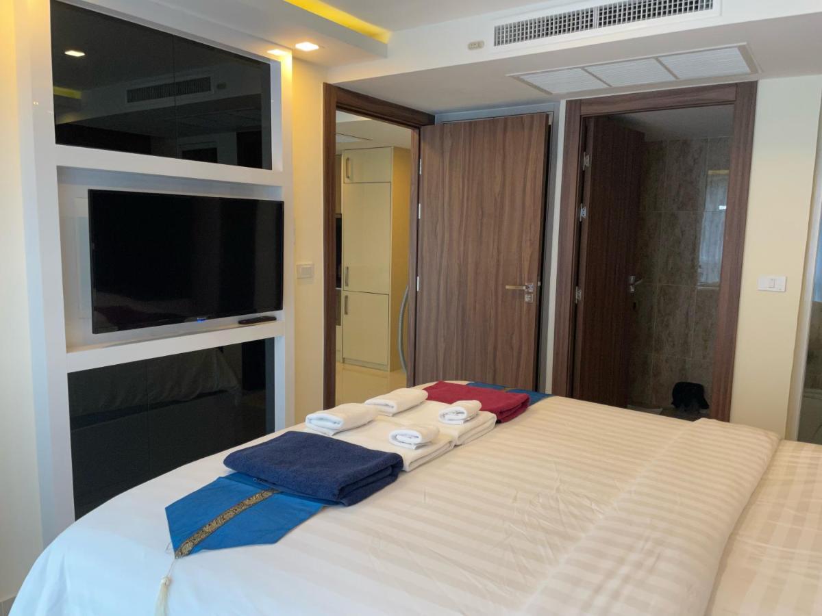 Luxury Business Suits In Grand Avenue By Pattaya City Estates Luaran gambar
