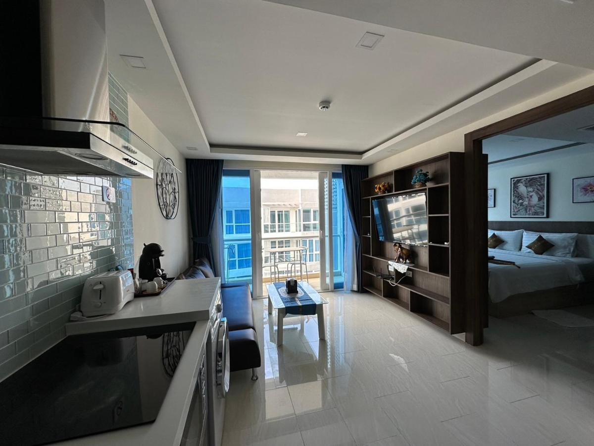 Luxury Business Suits In Grand Avenue By Pattaya City Estates Luaran gambar