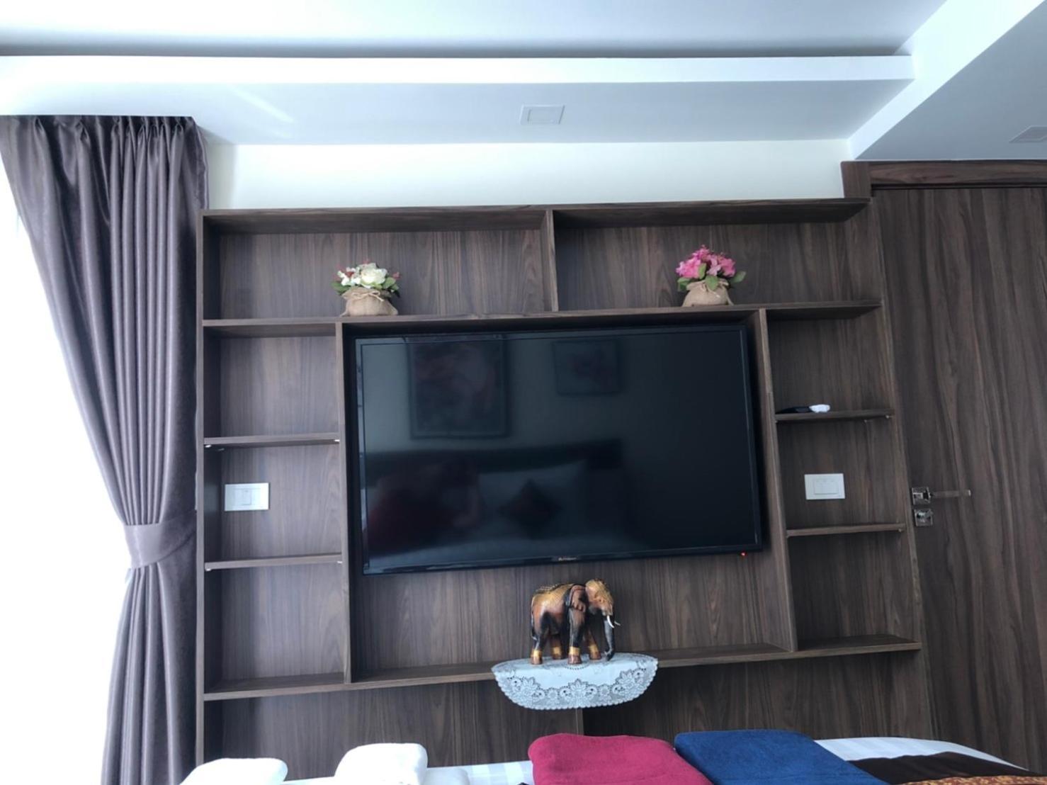 Luxury Business Suits In Grand Avenue By Pattaya City Estates Luaran gambar