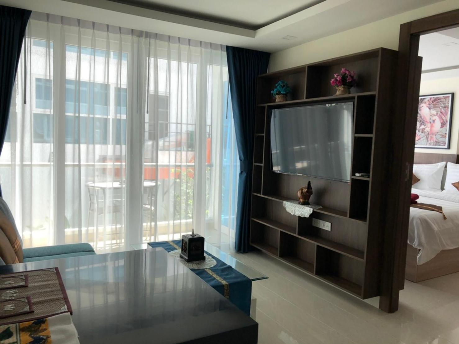 Luxury Business Suits In Grand Avenue By Pattaya City Estates Luaran gambar