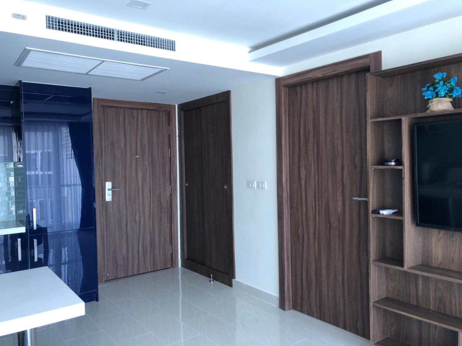Luxury Business Suits In Grand Avenue By Pattaya City Estates Luaran gambar