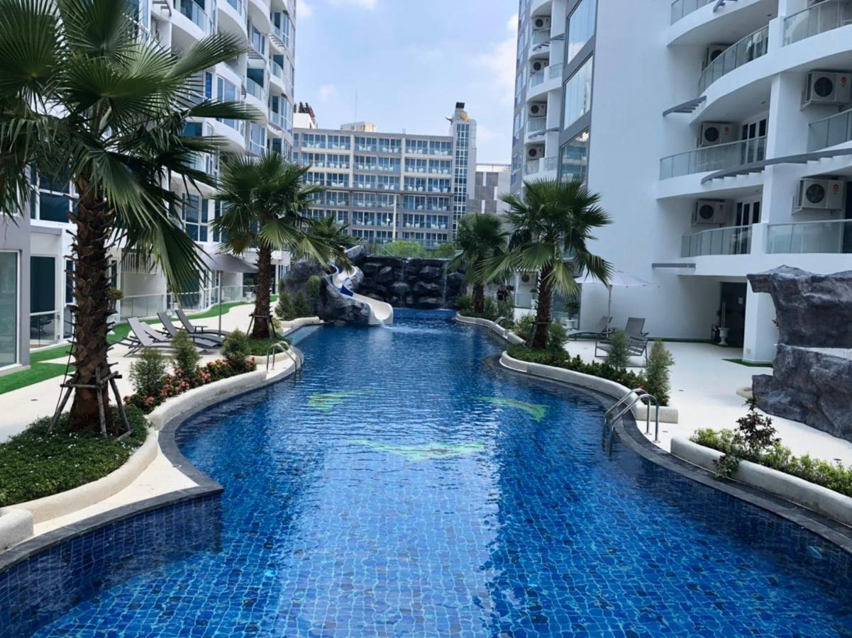 Luxury Business Suits In Grand Avenue By Pattaya City Estates Luaran gambar