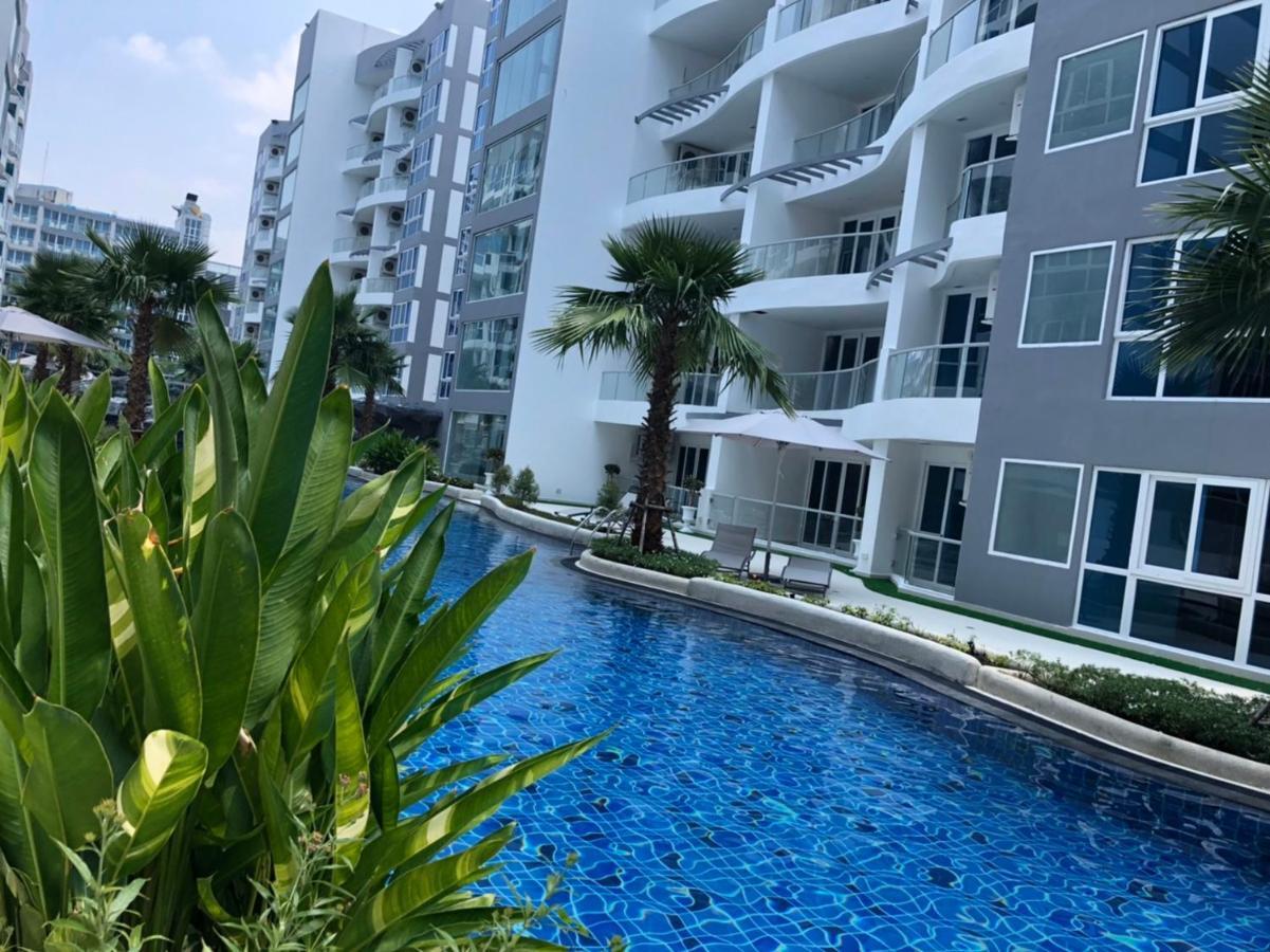 Luxury Business Suits In Grand Avenue By Pattaya City Estates Luaran gambar